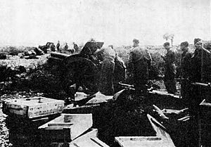 Baterija havbičnega diviziona pred Kninom decembra 1944