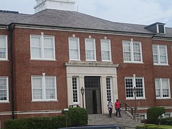 Bogard Hall at Louisiana Tech IMG 3700.JPG