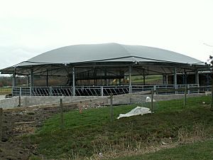 Cannon Hall Farm Roundhouse - geograph.org.uk - 1181553