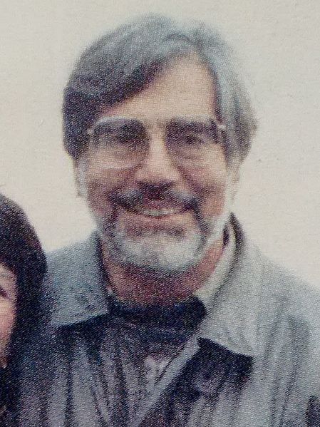 Cinna Lomnitz (1995)