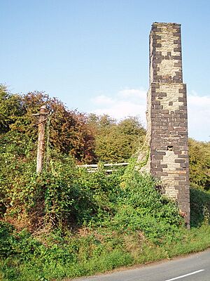 Corner of Crew's Hole Road and Trooper's Hill - geograph.org.uk - 270236