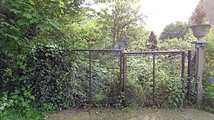 Entrance to Edith Gardens Local Nature Reserve