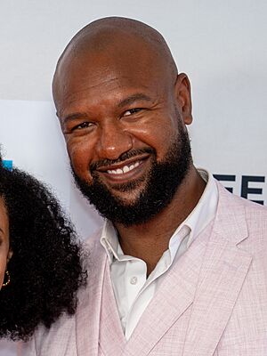 Kenric Green She Dances-34 (cropped).jpg