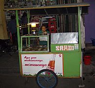 Pedagang srabi Solo di Pasar Pon