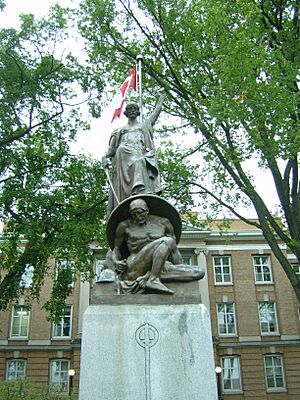 Sault Ste Marie Cenotaph 9