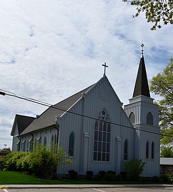 St. Stephen's Episcopal Church, Newton, Iowa.jpeg