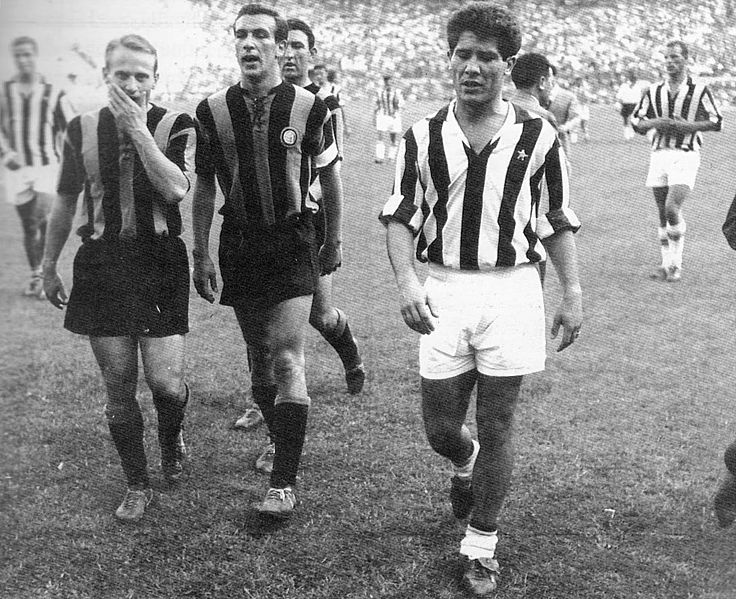 Image: Coppa Italia 1958-59 - Inter Milan v Juventus FC - Nicolè, Bicicli, Angelillo, Firmani ...