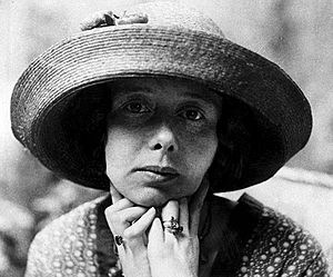 Cora sandel