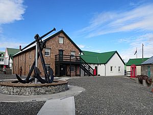 Falkland Islands Museum (15693010410).jpg