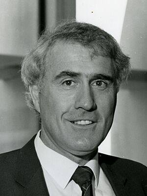 Geoffrey Palmer (red background)