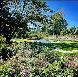 Historic Jay Gardens - Sensory Room and Reflecting Pool