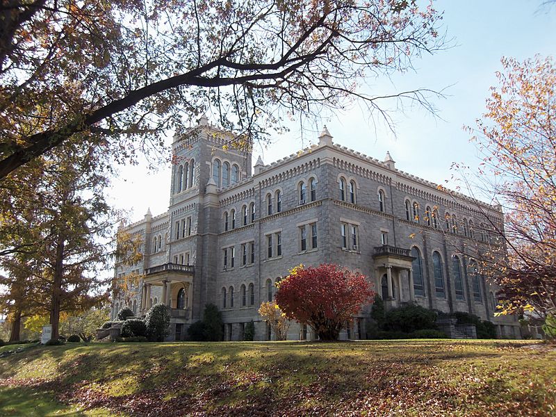 Holy Redeemer College DC 02