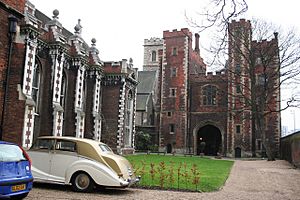 Lambeth Palace - geograph.org.uk - 343862