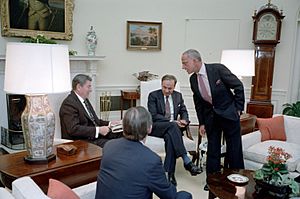 President Reagan meets with Rupert Murdoch and Roy Cohn at the White House 1983
