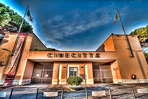 Welcome to Cinecittà (6003644868)