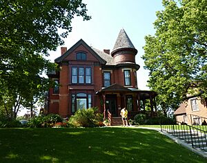 2009-0805-MN-NewUlm-JohnLindHouse