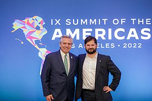 Alberto Ángel Fernández and Gabriel Boric at the IX Summit of the Americas (1)