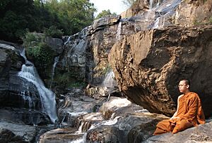 Buddhist monk in Mae Klang Waterfall
