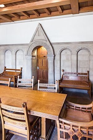 Cathedral of Learning Irish Classroom (16803440656)