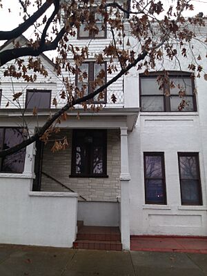 Former Metropolitan Funeral Home Berkley (122 E Berkley Ave.)