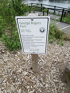 Lake Oswego, Oregon (2018) - 14
