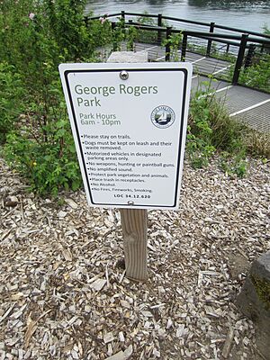 Lake Oswego, Oregon (2018) - 14