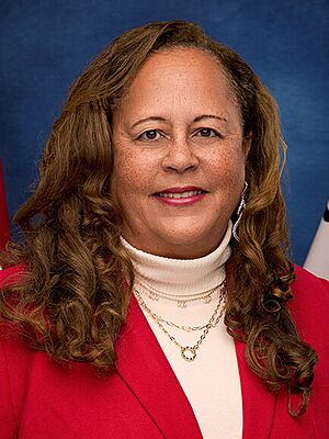 Laura Richardson portrait, 2024.jpg