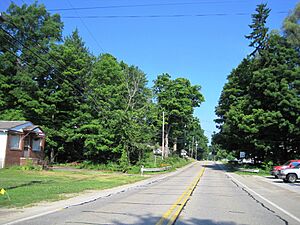 Along PA 102 northbound
