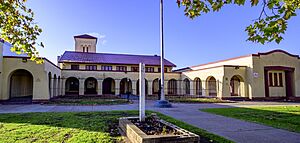Sacramento - North Sacramento School - 20211029085401 (cropped)