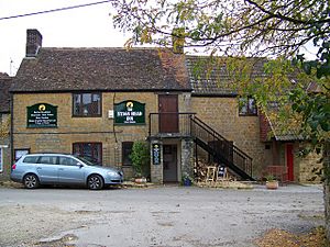 The Stags Head, Yarlington - geograph.org.uk - 1012718