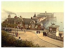 The pier, Southend-on-Sea, England-LCCN2002708116