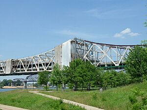 John F. Kennedy Memorial Bridge repainting job