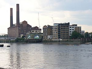 Lots Road Power Station, Chelsea Wharf - geograph.org.uk - 1380741