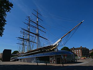 Northeast View of the Cutty Sark in Greenwich.jpg