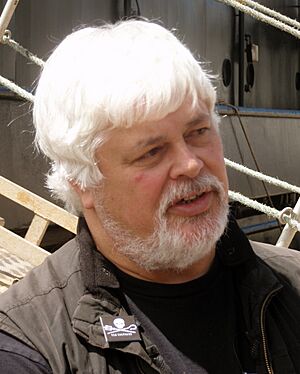 Paul Watson portrait (4x5 cropped).jpg
