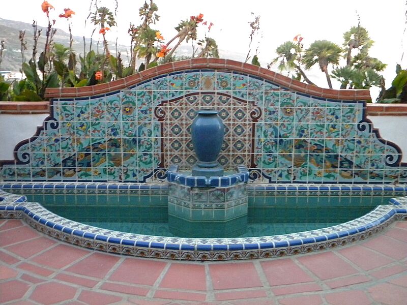 PeacockFountain974