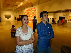Phoenix young couple looking at artwork at Phoenix Art museum
