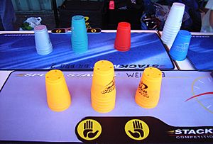 Speed-Stacking-Cups