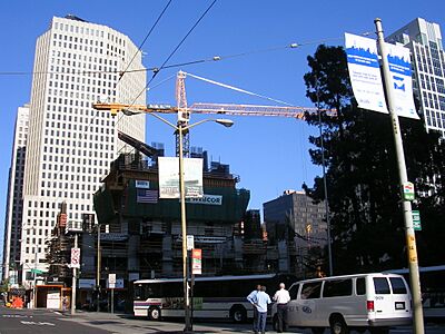 The Millennium Tower (301 Mission Street) construction site