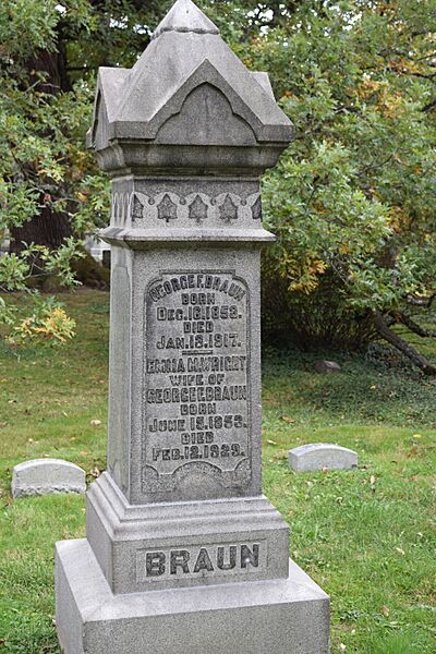 Wright-Braun family monument