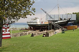 13961-Chantier Maritime de St-Joseph de la Rive - 003
