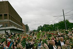 2011 Norway attacks flower march 2