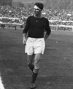 AS Roma - 1950s - Amos Cardarelli (cropped)