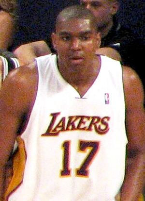 Andrew Bynum