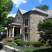 Daronco Town House 20 5th Av Pelham jeh