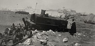 Derailed locomotive in Casablanca 1907