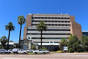 King Edward Memorial Hospital for Women - Harvey House and Block B