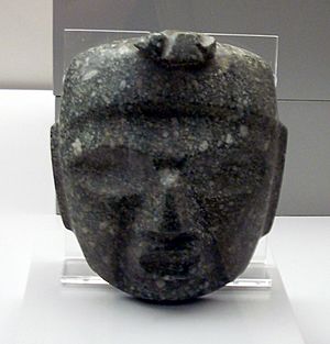 Mezcala mask, Museo de América 2