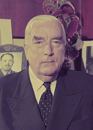 Robert Menzies 1960 colour (cropped)