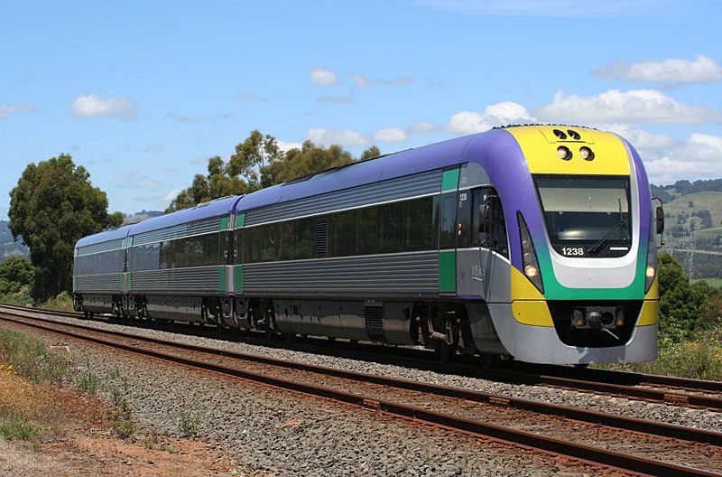 Three-car-VLocity-VL38